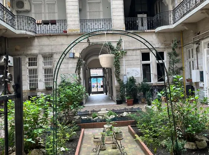 Good Luck Homestay *