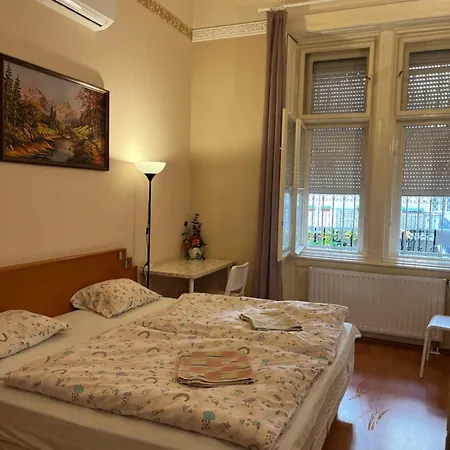 Homestay szállás Good Luck Budapest