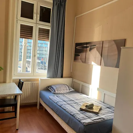 Good Luck Homestay szállás *