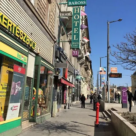 굿 럭 홈스테이 *