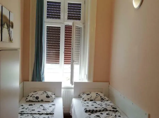 Good Luck Homestay *