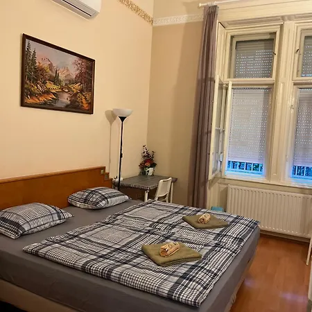 Rum i privatbostad Good Luck *